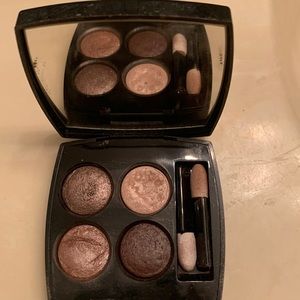Chanel eyeshadow palette 226 tisse rivoli shimmery colors